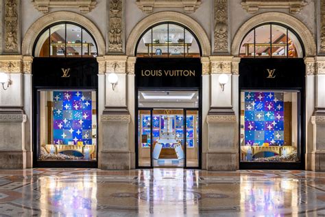 post louis vuitton natale|louis vuitton official website.